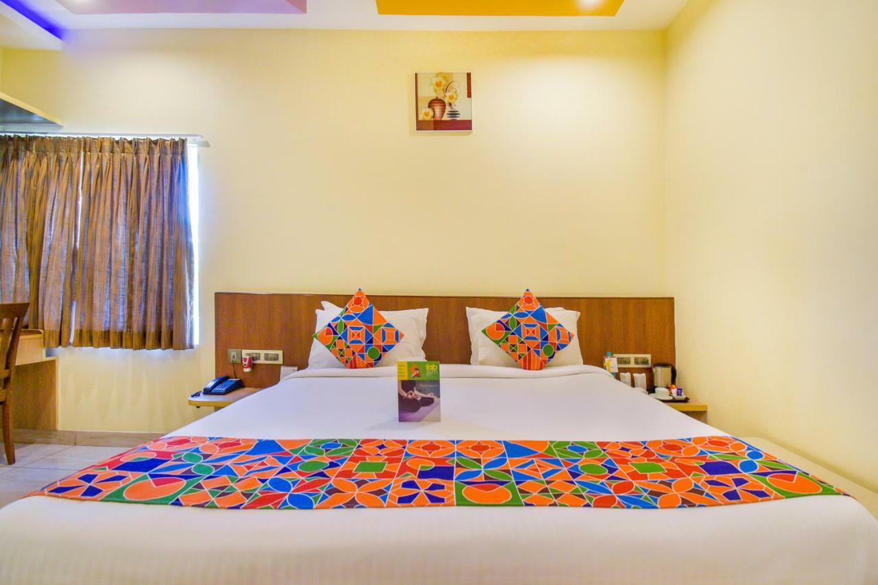 Thaneegai Residency Puducherry Exterior foto